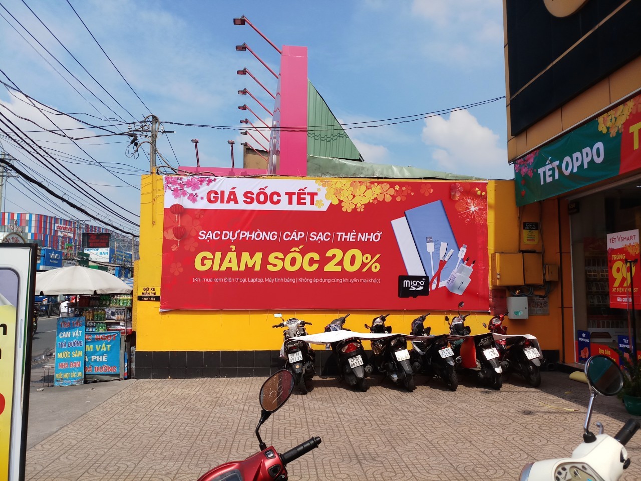 In PP ngoài trời giá rẻ tại Thành Phố Hò Chí Minh